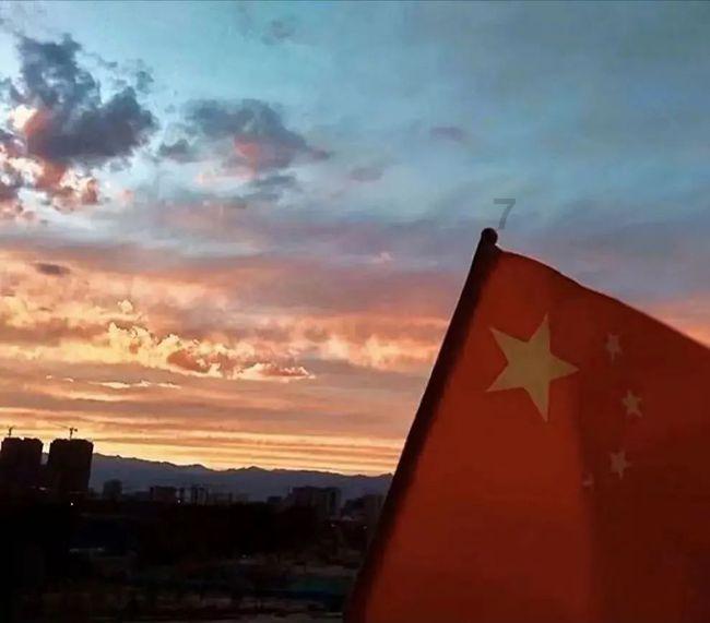 为什么有的国家老年人还要出去上班？游戏画面